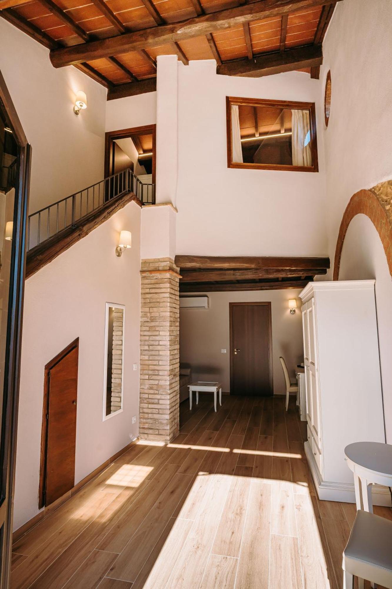 Gasthaus Borgo Il Poggiaccio Residenza D'Epoca Sovicille Exterior foto